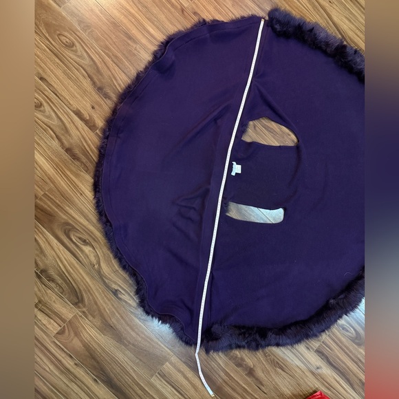 Mulberry Rich Purple Wool Garment - Picture 6 of 11